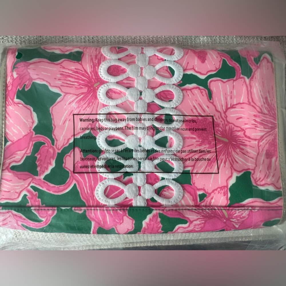 Lilly Pulitzer Tote Bag and Clutch Set NWT - Picture 11 of 13